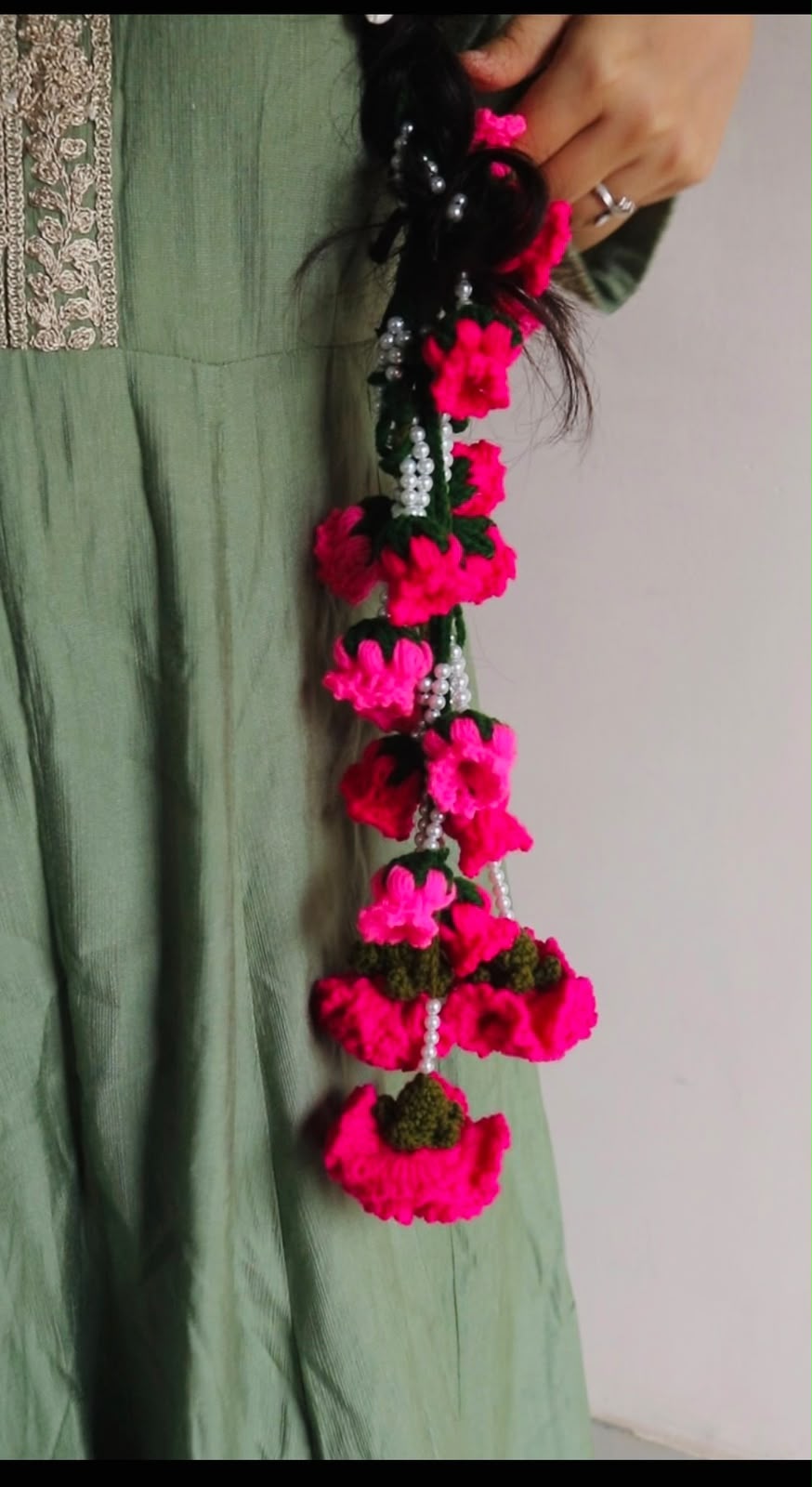 ROSE HEAVY PARANDI